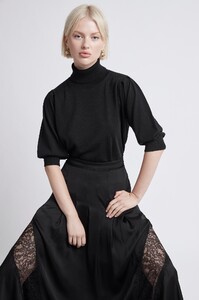 S62-21AW4001_Veil_Skirt_Black-21219-Aje-30774_383adcef-7a5e-4a61-9393-f50b718536ea.jpeg