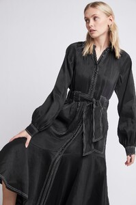 S67-AJ18-157_Giorgio_Dress_Black-21490-Aje-0542_detailshot.jpeg