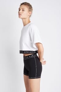 S7-21AW1034_Cropped_T-Shirt_006_White_Black-21258-Aje-1463.jpeg