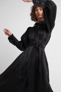 S7-21SS5037_Idealist_Shirt_Dress_Black-21540-Aje-0143_detailshot.jpeg