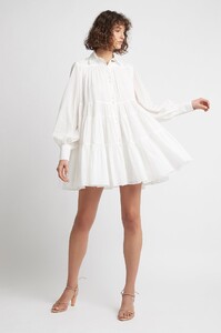 S73-21SU5007_Vie_Smock_Dress_White-21540-Aje-0578_fullshot.jpeg