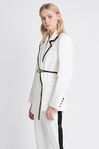 S77-21SS2020_Fortuity_Blazer_IvoryBlack-21490-Aje-0896.jpeg
