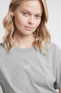S82-21SS1278_Phonetic_Unisex_Tee_GreyMarl-21593-Aje-2491.jpeg