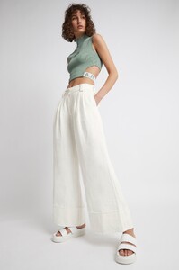 S9-21SS3038_Universal_Wide_Leg_Pant_Ivory-21540-Aje-1377_detailshot.jpeg