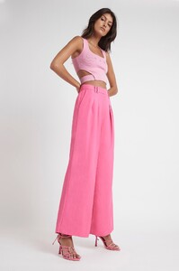 S91-21RE3069_Vista_Pleat_Front_Pant_Hot_Pink-21877-Aje-55539_fullshot.jpeg