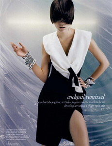 Summerton_Vogue_UK_August_2008_03.thumb.jpg.6e1162d219750640a33813454b177b5d.jpg