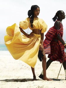Testino-Vogue-fashiontography-7.thumb.jpg.ca93f47604b24dd8cee4191e016b0135.jpg