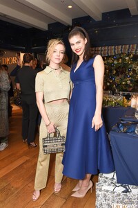alexandra_daddario_211214_dior_beauty_celebrates_jadore__5_.jpeg