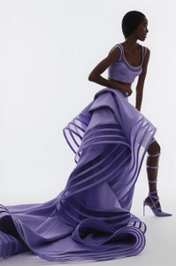 atelier-versace-fw21-look006-1-3.jpg