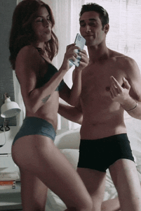 carolina_loureiro_gif.gif