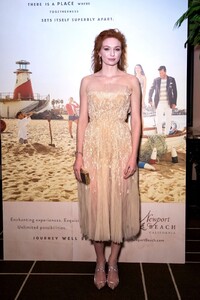 eleanor-tomlinson-newport-beach-3.jpg