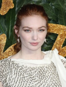 eleanor-tomlinson-the-fashion-awards-1.jpg