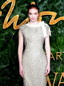 eleanor-tomlinson-the-fashion-awards-3.jpg