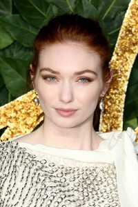 eleanor-tomlinson-the-fashion-awards-7.jpg