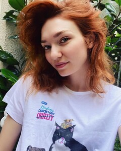 eleanortomlinson_21913.jpg