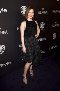 holliday-granger-facts_5445_7_busty-pics.jpg