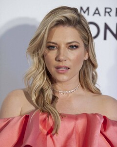 katherynwinnickpost_139425929_164486498461566_4331204185374738718_n.jpg