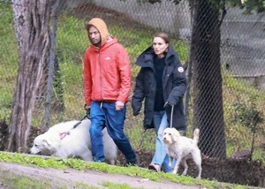 natalie-portman-and-benjamin-millepied-at-griffith-park-in-los-feliz-12-09-2021-1.jpg