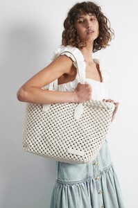 newS53-21RE6003_Promenade_Woven_Tote_White-21768-Aje-D3-0867.jpeg