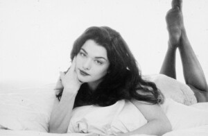 rachel-weisz_065.jpg