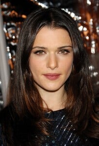 rachel-weisz_519.jpg