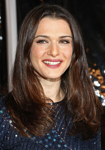 rachel-weisz_523.jpg