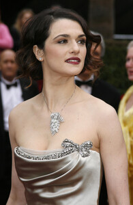 rachel-weisz_620.jpg