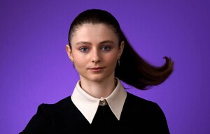 thomasin-mckenzie-last-night-in-soho-la-premiere-portraits-10.jpeg