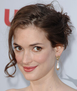 winona-ryder_8803.jpg