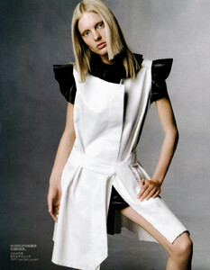 010_WHITE.thumb.jpg.3363d6455d1f26c5eaa91c37f96b79a2.jpg