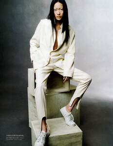 011_WHITE.thumb.jpg.ac9f877ecd65e1dd6d5e14a477ab1fba.jpg