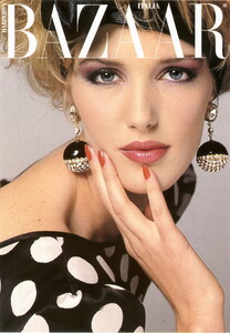 1062217115_bb_DianneDewitt_1984_03_Harpers_Bazaar_Italia_SPECIAL_COLLEZIONI_ALTA_MODA_010.thumb.jpg.906596a6e5a264523ab2c88fc11716a9.jpg