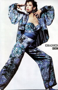 1226620528_bb_Meredith_1985_03_SETOSAMENTE_SEXY_ODICINI_Harpers_Bazaar_Italia_FrankSchramm_041_SISAN.thumb.jpg.9f60a3a29537488f9544b21a9acfe2ff.jpg