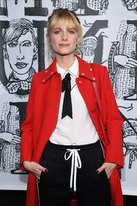 Melanie+Laurent+Miu+Miu+Photocall+Paris+Fashion+EWvqkNhTJkPx.jpg