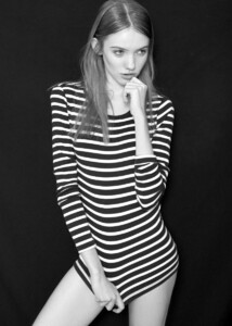 Amelia Elis 236_65186614-48a6-42c1-aea7-d2b429a87a6c.jpg