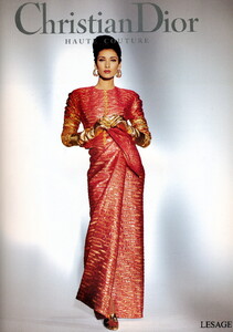 1382028547_bb_ID_1992_09_Dior_HC_FW92_LOfficiel_050.thumb.jpg.9c2f4ebde9fe2c9c968b5e27d5a5ff3a.jpg