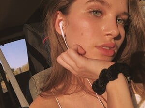 1517878622.jpg