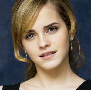 Emma Watson photo.filmcelebritiesactresses.blogspot-1425.jpg