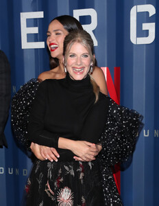 Melanie+Laurent+Netflix+6+Underground+New+3IKXbvw1UdVx.jpg