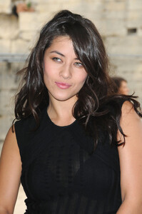 Mylene+Jampanoi+Christian+Dior+Paris+Fashion+aroqnydxsAlx.jpg