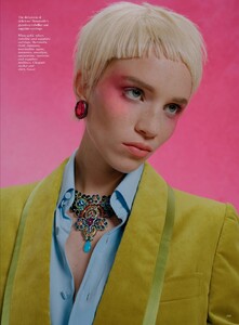British Vogue - February 2022-page-004.jpg