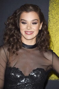 hailee_steinfeldpp_03 (1).jpg