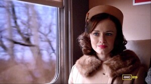 Alexis+Bledel+Mad+Men+Season+5+Episode+13+ltUOqH7bbmHx.jpg