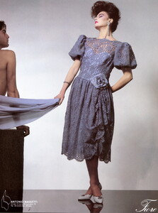 179962862_bb_ID1_1985_03_FIORE_Harpers_Bazaar_Italia_GianniPapisca_030_BASSETTI.thumb.jpg.89319a100ade53e89ebd8ff49a213fcd.jpg