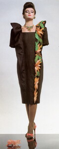 1858659512_bb_ID1_1985_03_FIORE_Harpers_Bazaar_Italia_GianniPapisca_020_BASSETTI.thumb.jpg.d9511af453218a2178ad6975a95f6ab1.jpg