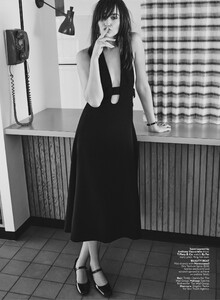 InStyle USA - February 2022-page-004.jpg