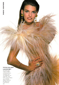 20011_vogGER_nov87_couture_7_122_489lo.thumb.jpg.08a9981577e482eb52817a937cb84096.jpg