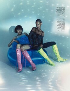 Vogue Paris No. 1024 - Février 2022-page-013.jpg