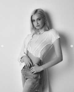 2122319767_Screenshot2022-01-29at17-55-14AnastasiaNastya(nastybory)Instagram-Fotosund-Videos.thumb.png.ebbeeabf161e30340fd0007984c9a4ca.png