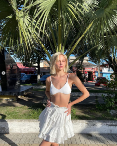 303083051_Screenshot2022-01-29at17-56-12AnastasiaNastya(nastybory)Instagram-Fotosund-Videos.thumb.png.98942fdd66b7dd4f45505697d1d56cc7.png